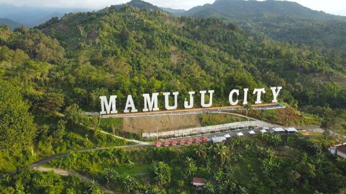 Ilustrasi : Mamuju City, Ikon Kota Mamuju, Sulawesi Barat